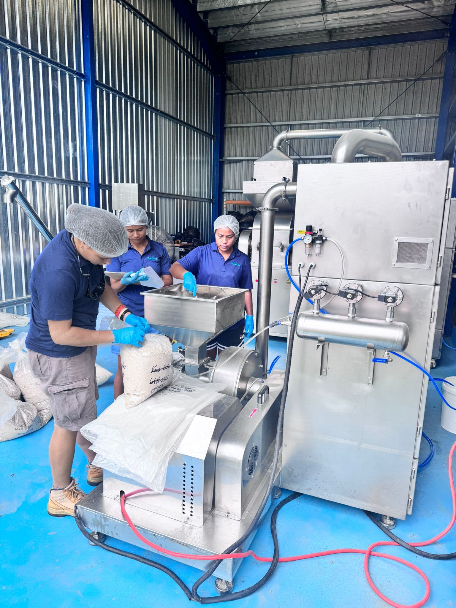 Primary processing and supercritical CO₂ extraction facility